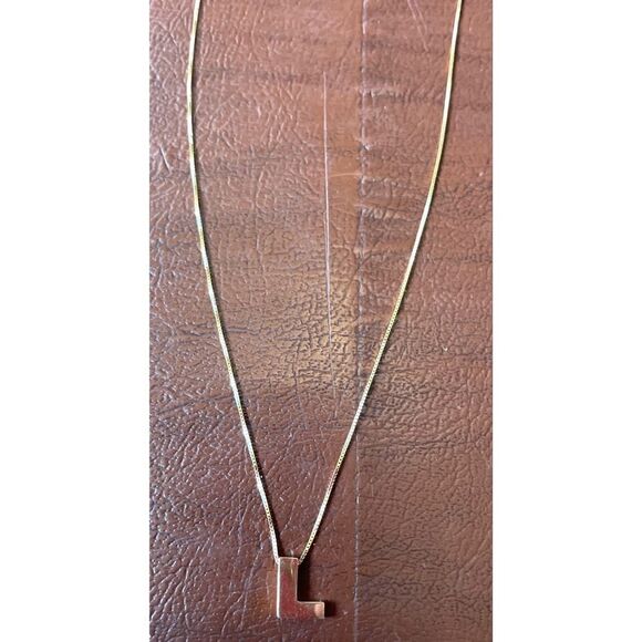 Initial 14K Yellow Gold Necklac “ L” 16.5” Length Made in Italy. New with Box! - Picture 4 of 8